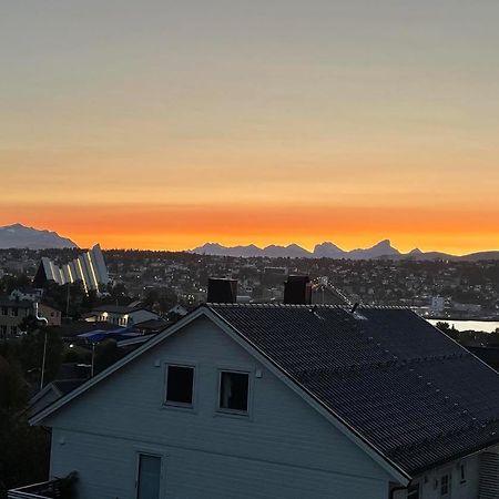 Sentral Og Koselig Leilighet Apartment Tromso Bagian luar foto